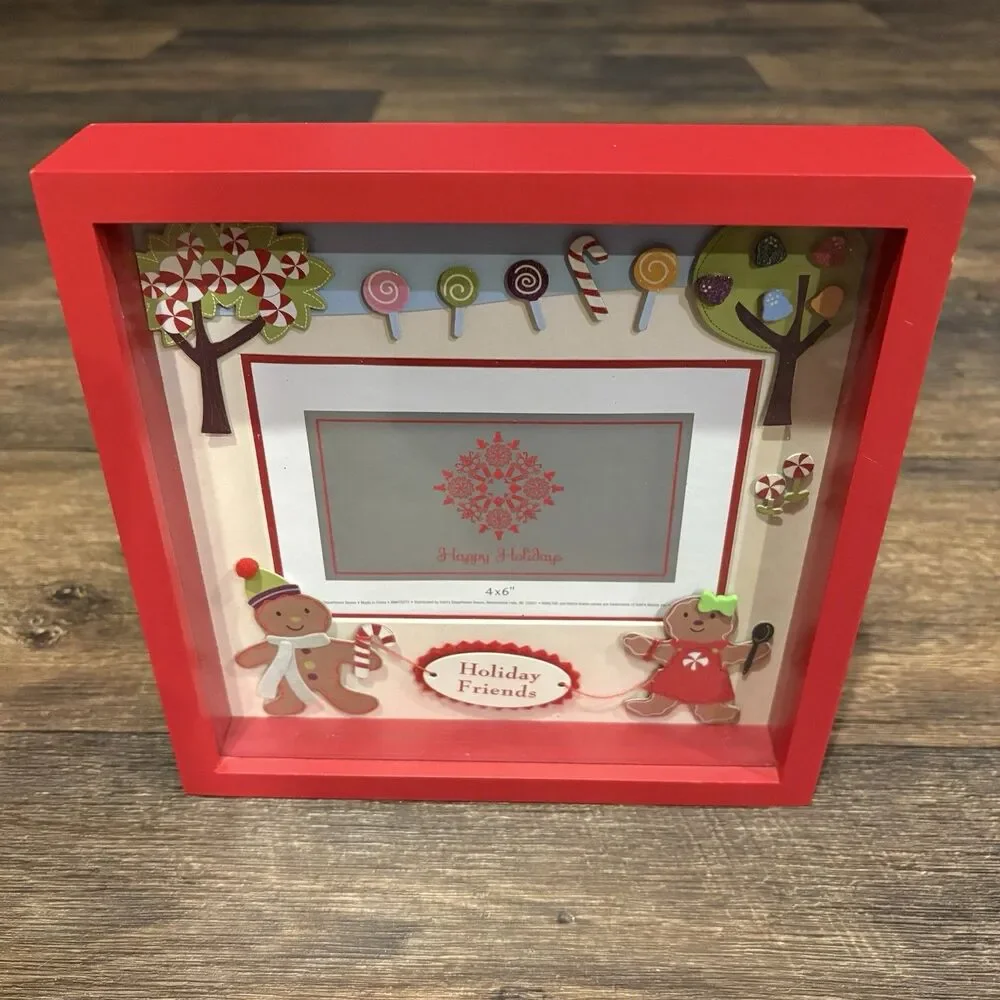Red Holiday Friends Gingerbread Man Shadow Box Wood Photo Frame 4x6